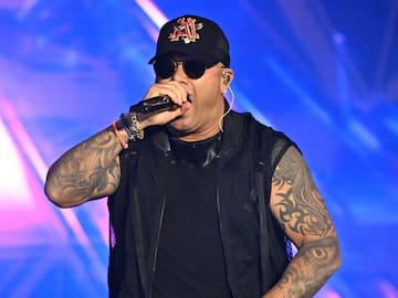‘Somos Más’ une a Emilia, Wisin, Xavi y Carlos Vives en el himno del Mundial 2026