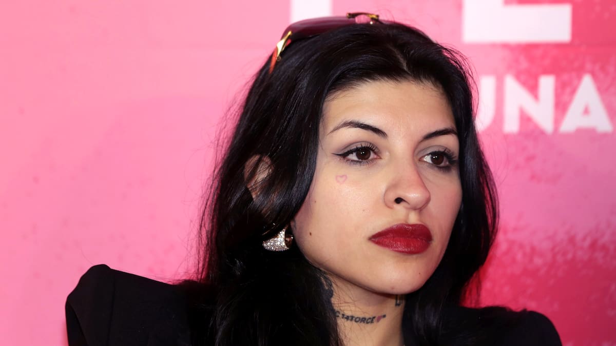 Cazzu se pronuncia contra la 'Tiradera' de Rauw Alejandro y Jhayco en su Substack: "La legendaria camaradería entre varones"