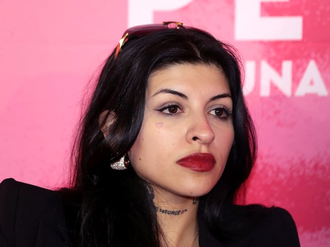 La cantante y compositora argentina Julieta Emilia Cazzuchelli, conocida como 'Cazzu', asiste a la presentación del libro Perreo, Una Revolución en Editorial Penguin Random el 12 de agosto de 2025 en Ciudad de México, México.