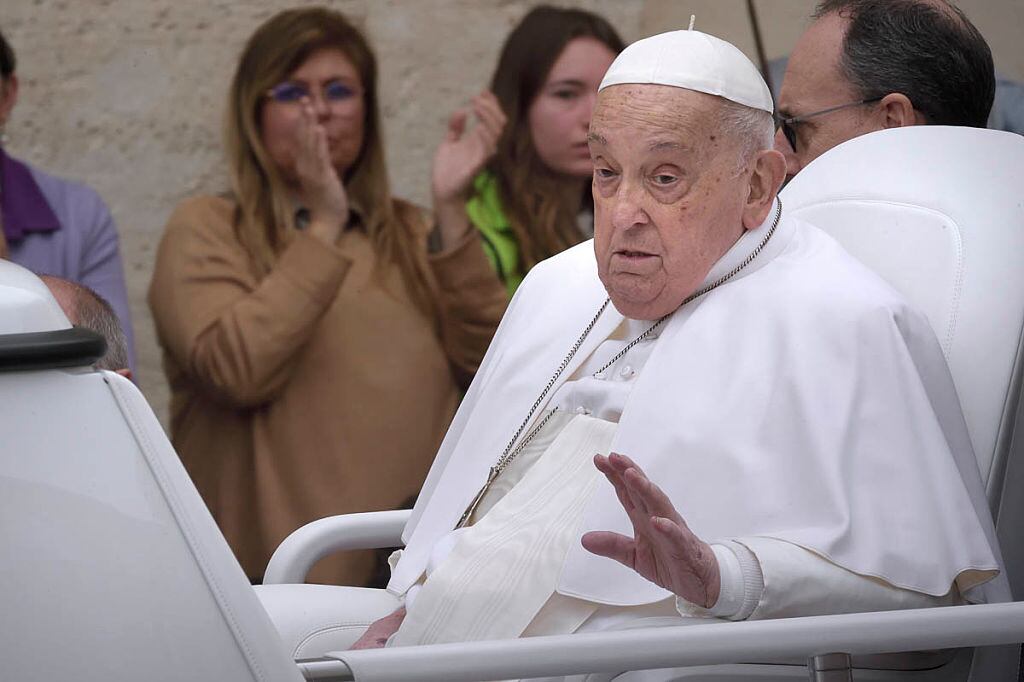 Pope Francis during the impartation of the ‘Urbi et Orbi’ blessing and wishes «good Easter» from the balcony of St. Peter’s Basilica, April 20, 2024, in Rome (Italy). Stefano Spaziani/Europa Press via Getty Images