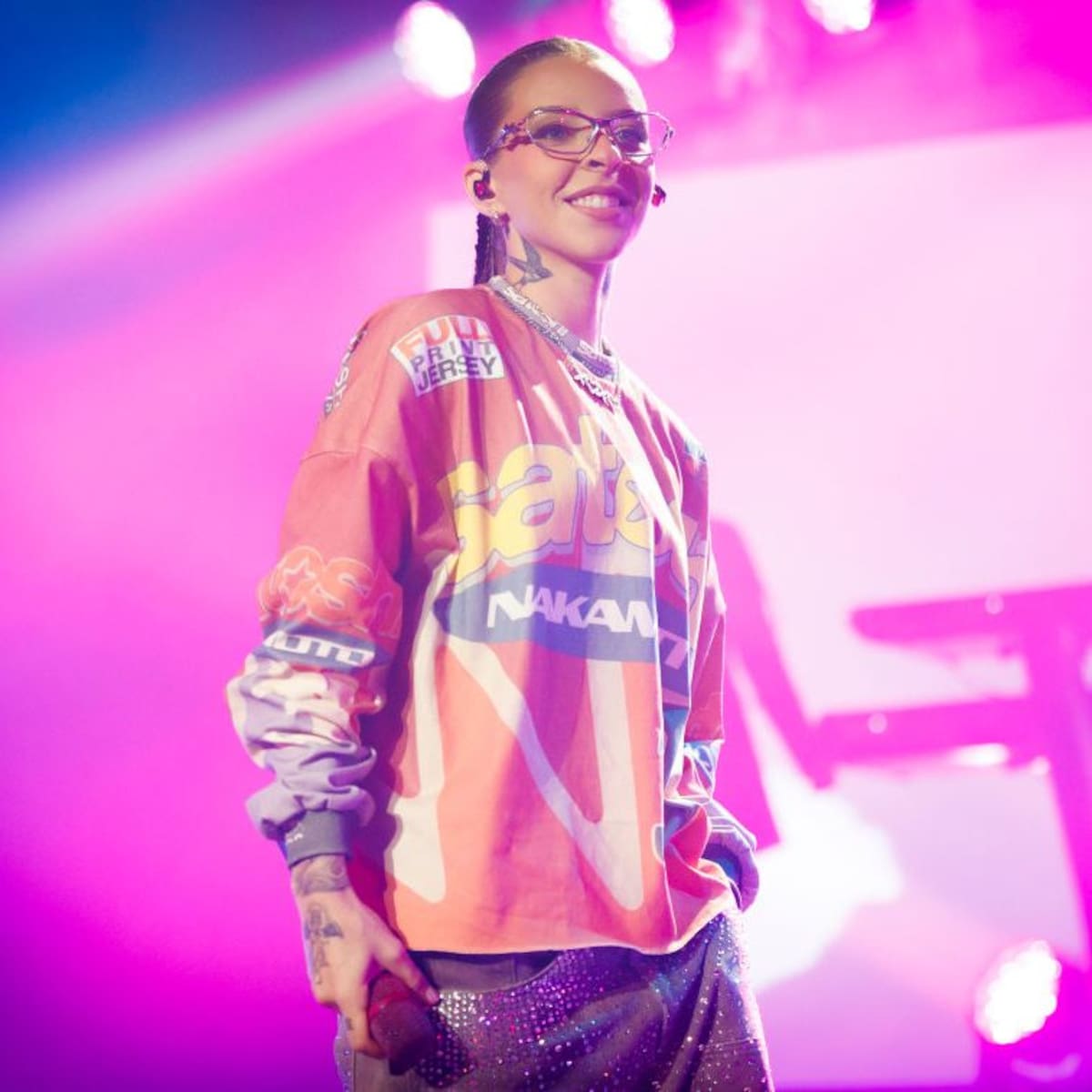 ‘EN LA CITY’ by Trueno and Young Miko: Meaning and English Lyrics