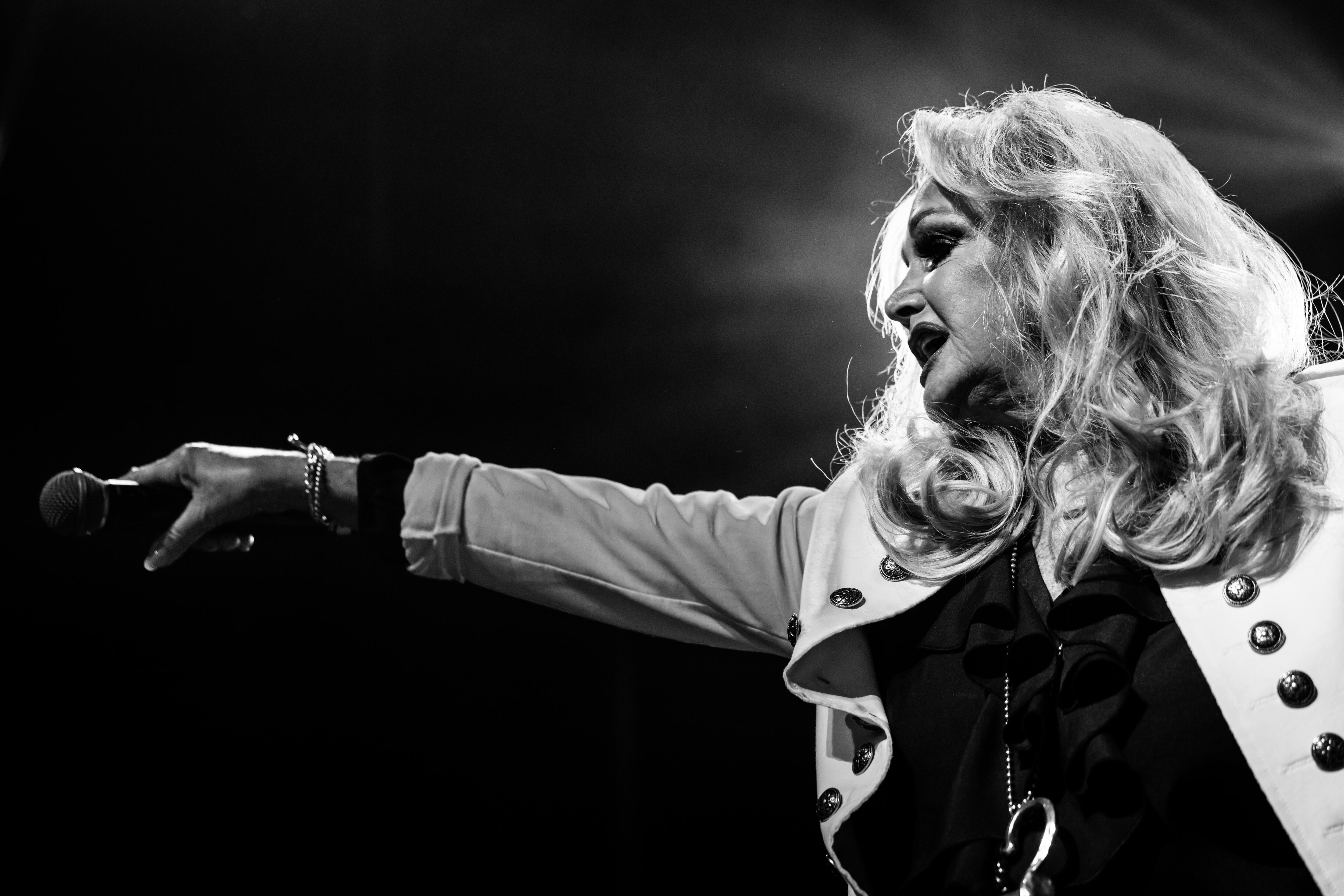Bonnie Tyler actúa en un concierto en el Gran Teatro CaixaBank Príncipe Pío el 28 de septiembre de 2024 en Madrid, España.