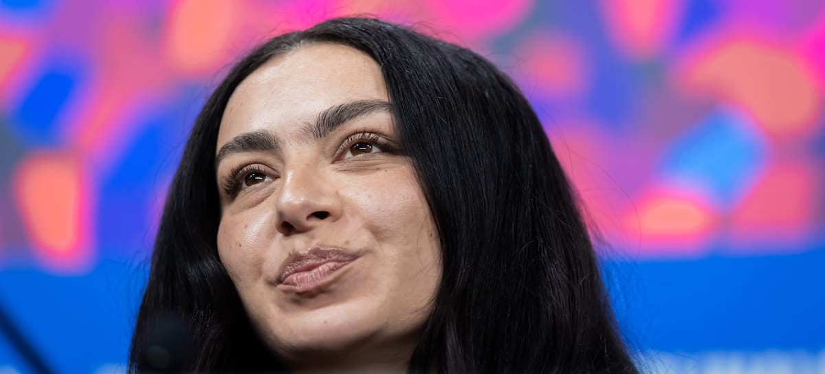 Charli XCX, actriz, guionista y productora, en la conferencia de prensa de la película The Moment (sección Panorama). La 76ª edición del Festival Internacional de Cine de Berlín se llevará a cabo del 12 al 22 de febrero de 2026.