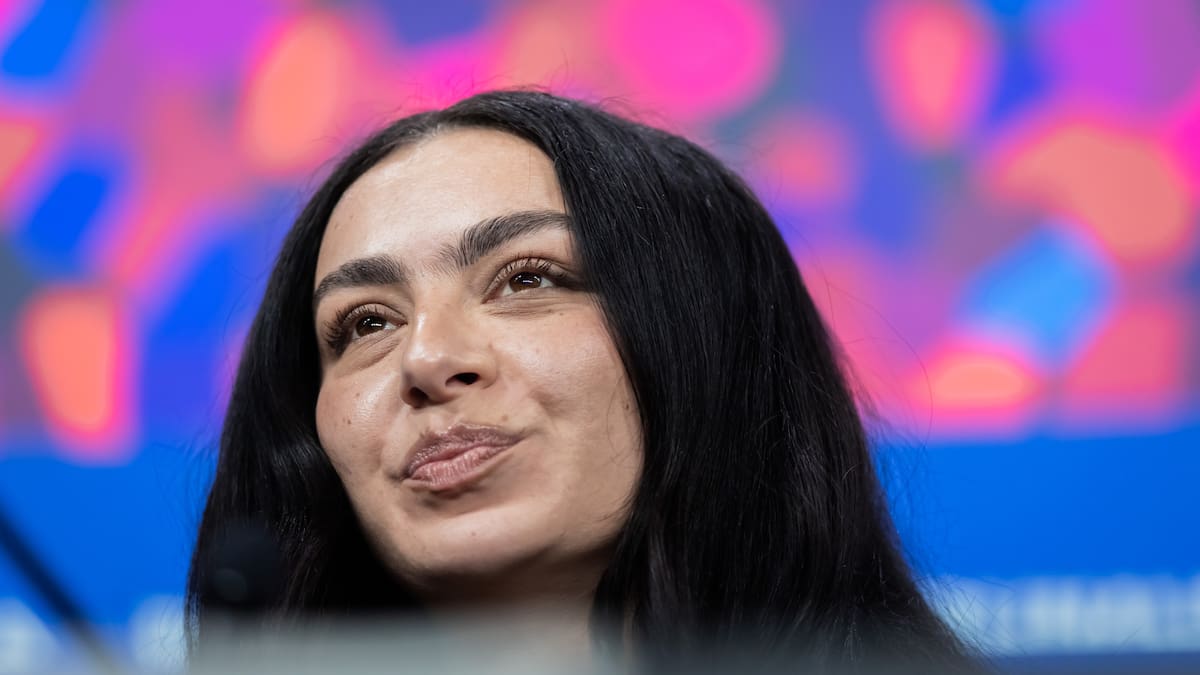 Vuelve Charli XCX: la fecha en la que la artista regresa a los escenarios