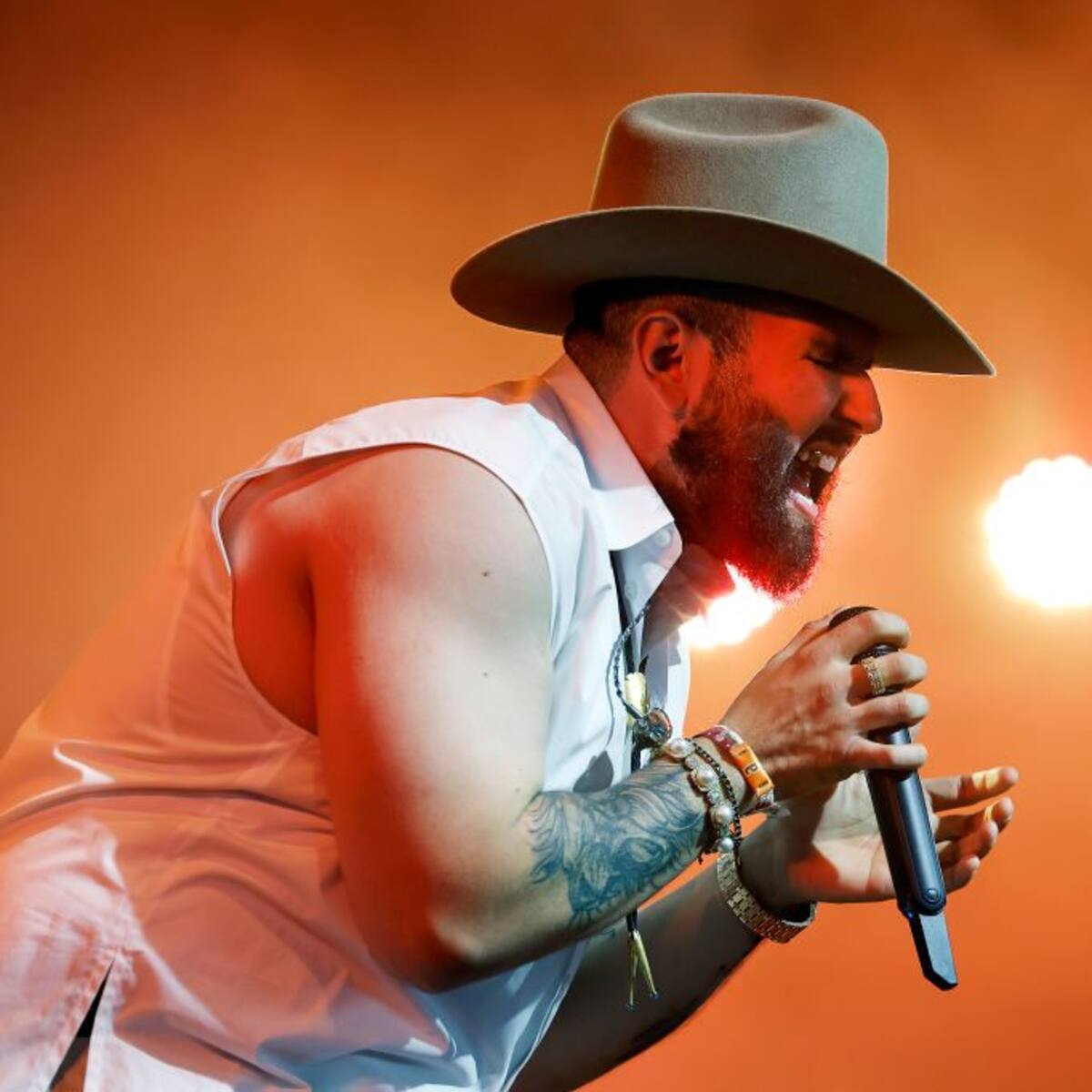 Carín León’s Boca Chueca Tour 2024 in the United States: Tickets, Setlist, Venues…