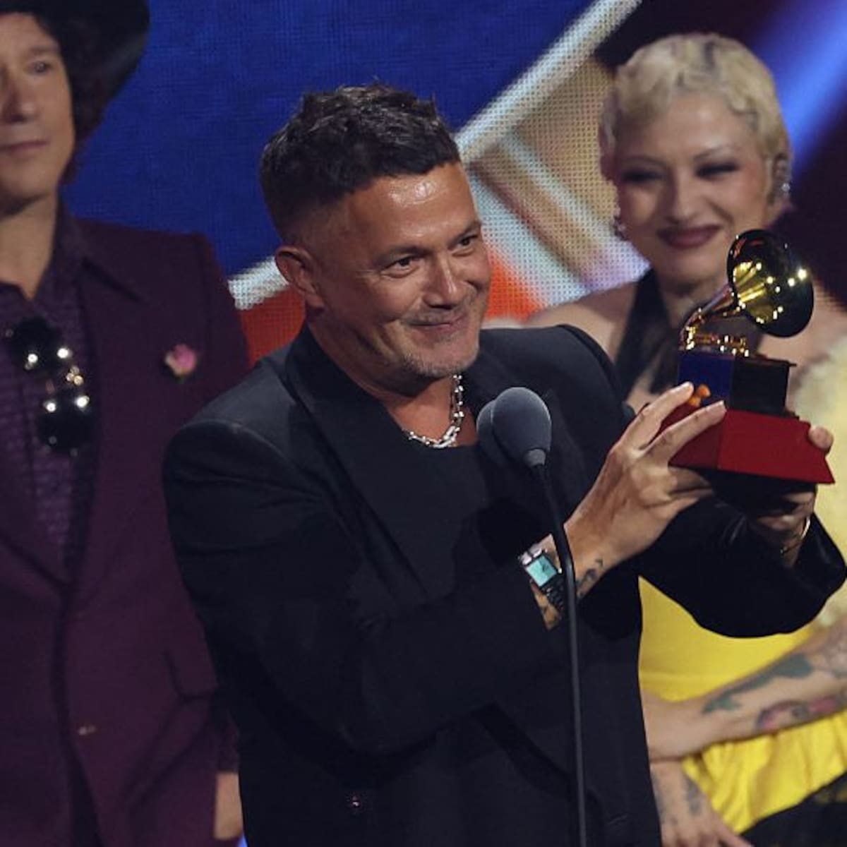 Entrevista a Alejandro Sanz: su nuevo disco, su amistad con Shakira, el LUX de Rosalía y mucho más