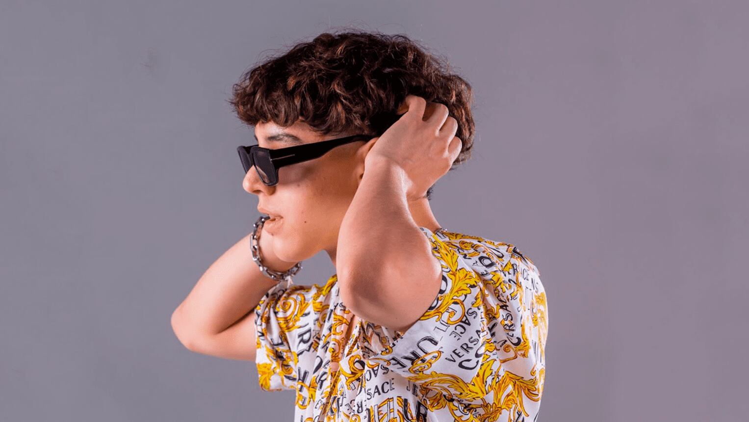 Xavi, Mexican-American singer / Meta