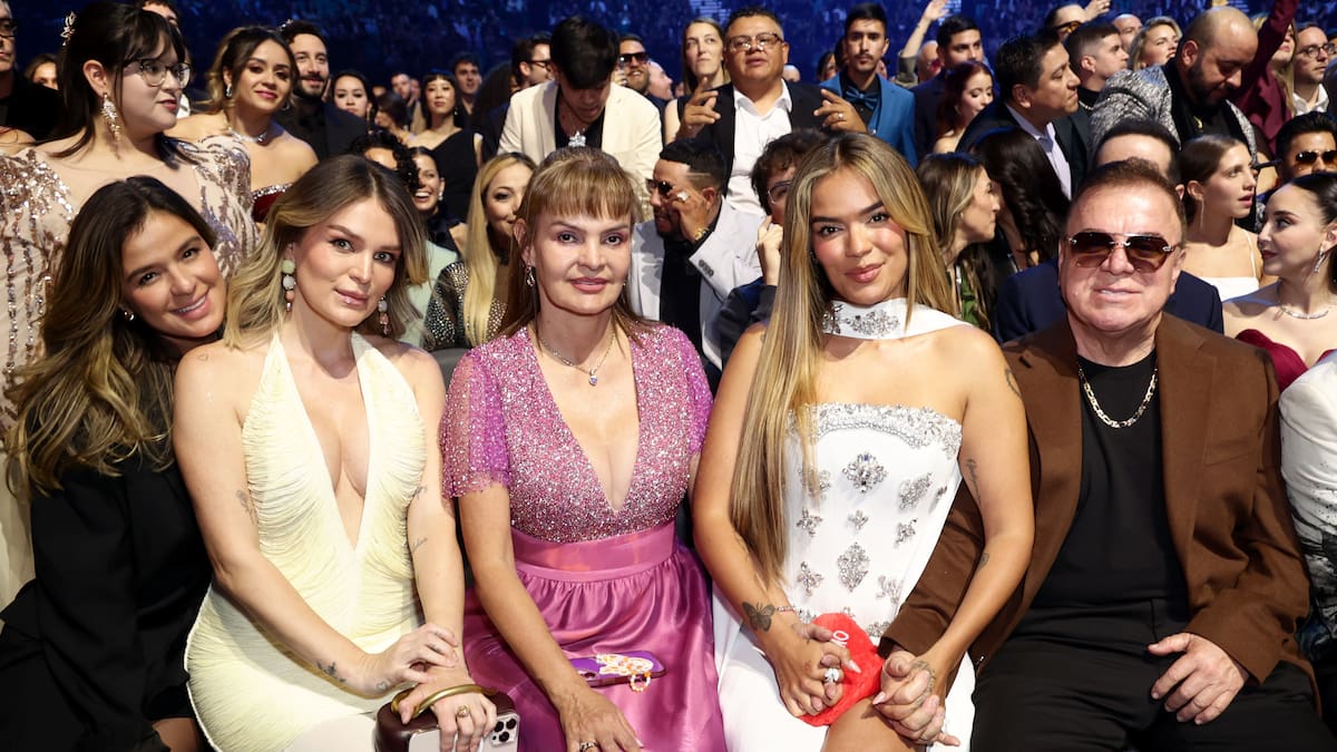 Ye Giraldo, hermana y mánager de Karol G, publica un comunicado pidiendo respeto por la situación familiar