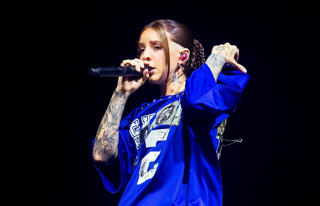 Young Miko se presenta como parte del 'Festival Dale Mixx 2025' el 16 de agosto de 2025 en Monterrey, México. 