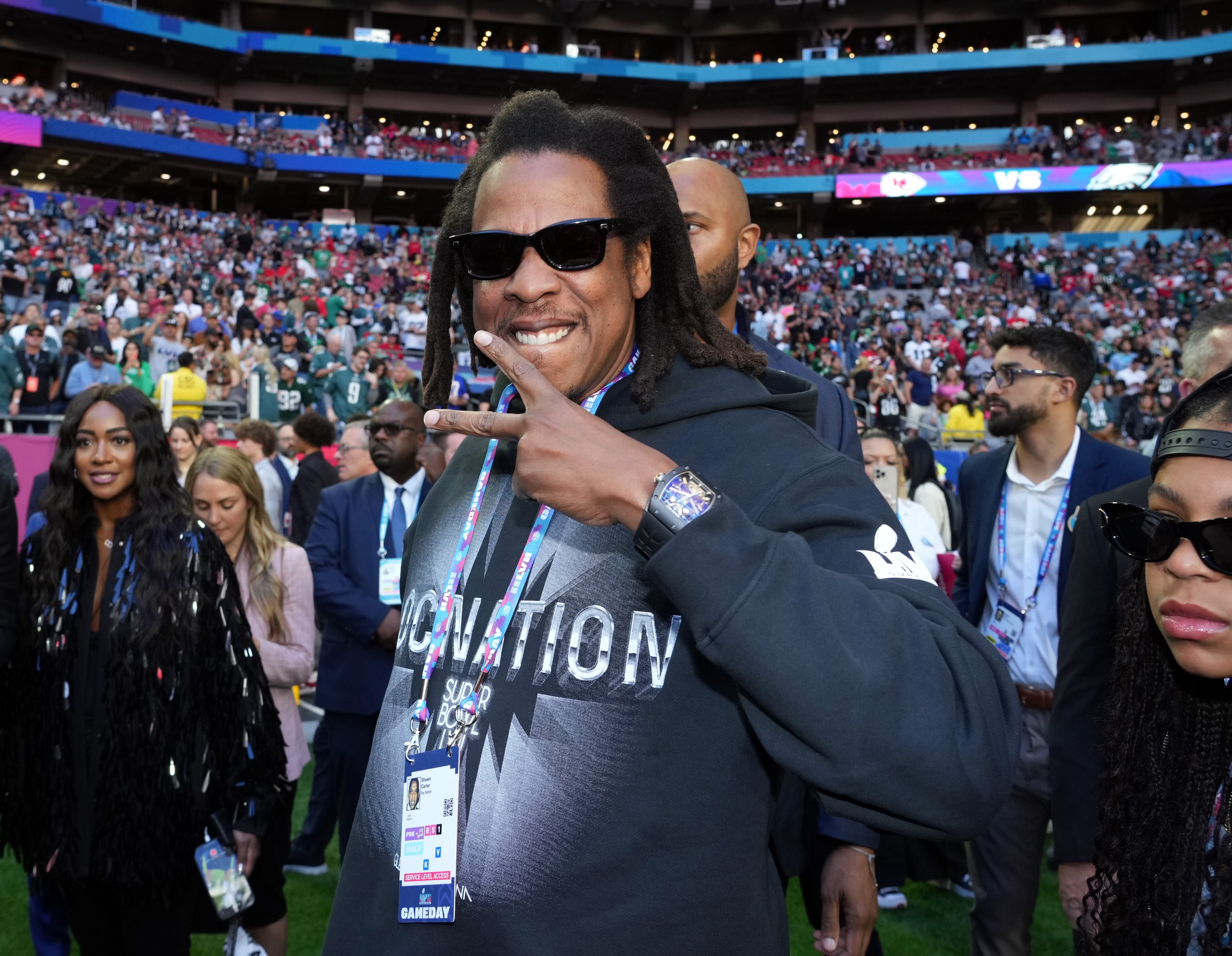 Jay-Z en la Super Bowl LVII el 12 de febrero de 2023 en el State Farm Stadium de Glendale, Arizona.