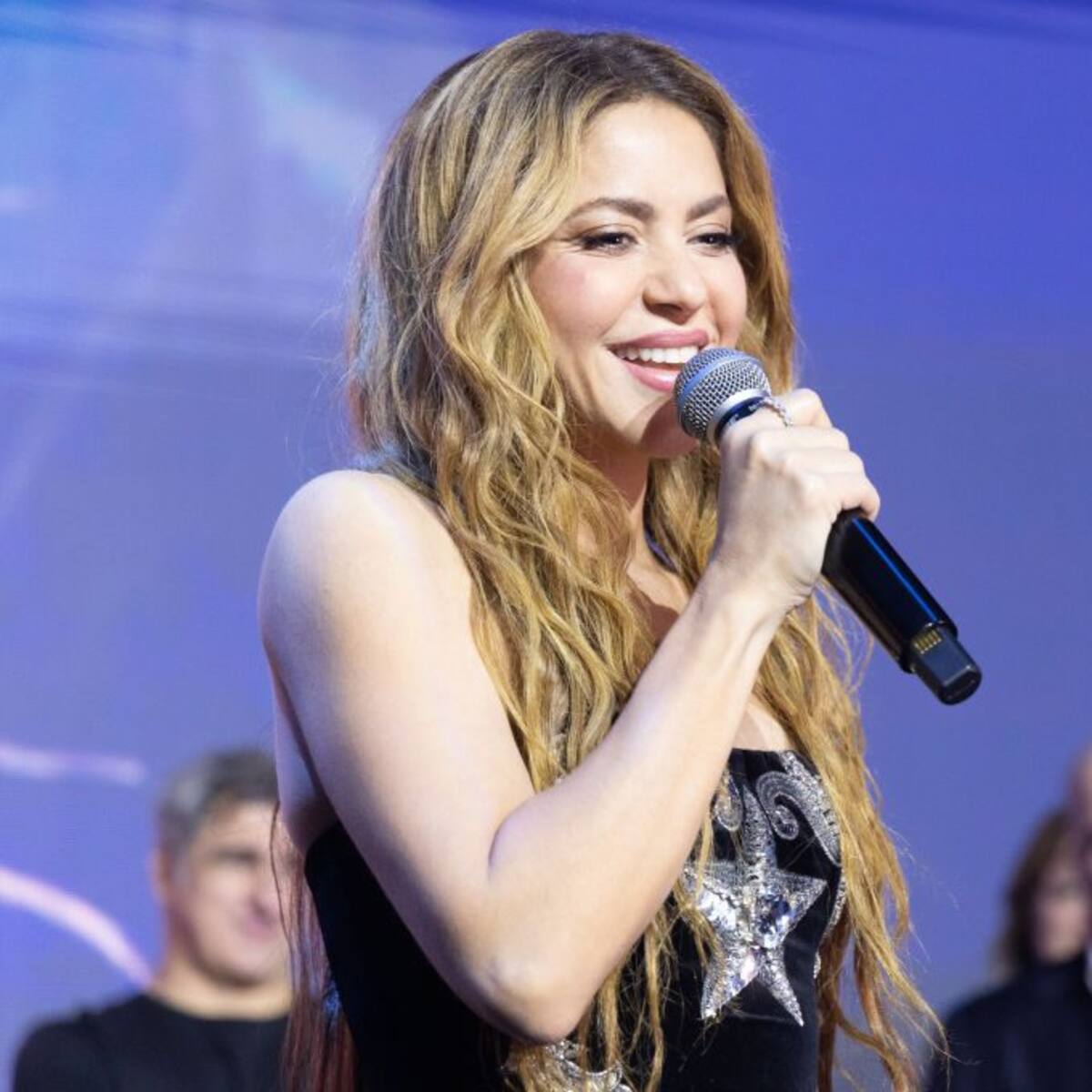 The Correct Order to Listen to Shakira’s New Album «Las Mujeres Ya No Lloran»: Story and Meaning