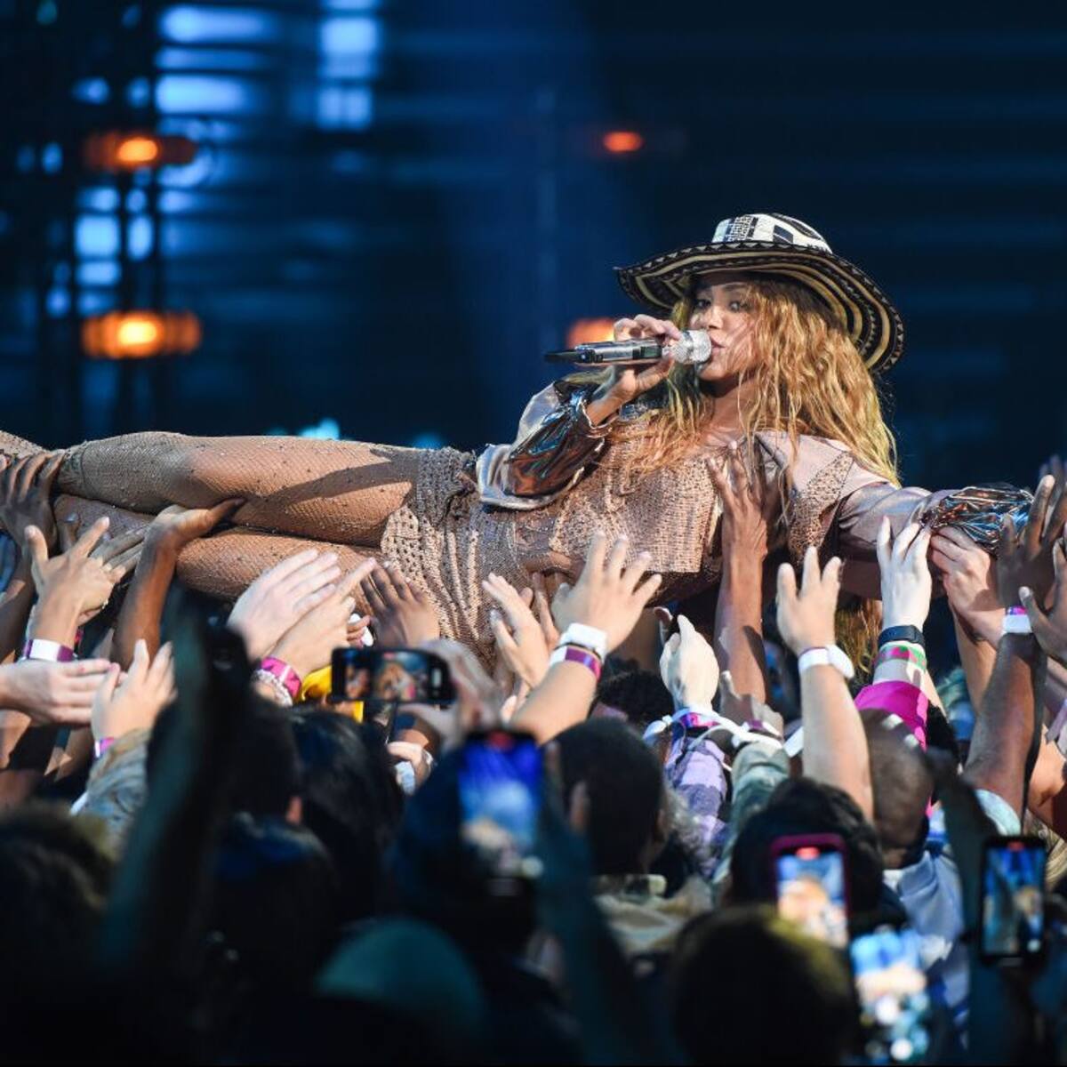 Shakira Starts Rehearsals for Her ‘Las Mujeres Ya No Lloran World Tour’