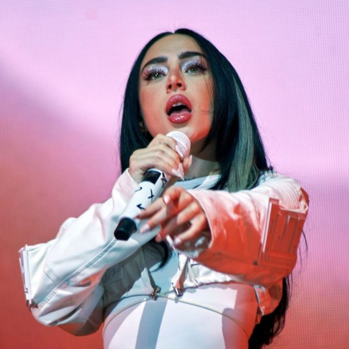 Nicki Nicole Drops ‘Llámame’ Music Video: Lyrics in English