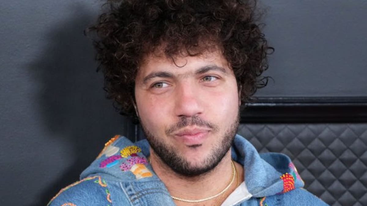 ‘Perro Fiel’: The Message Behind Benny Blanco & Neton Vega’s Track