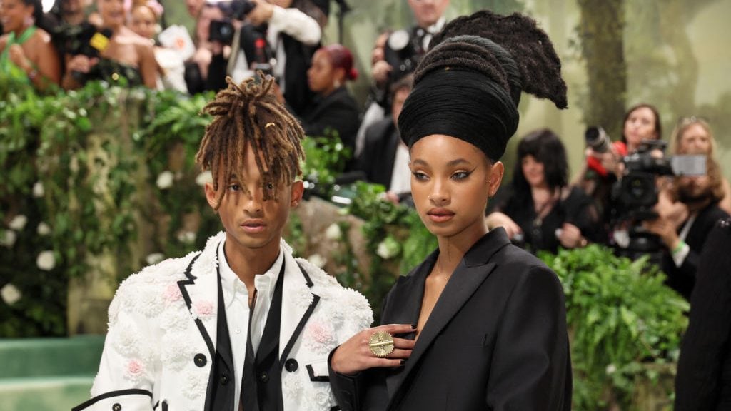 Jaden Smith and Willow Smith attend The 2024 Met Gala Celebrating «Sleeping Beauties: Reawakening Fashion» at The Metropolitan Museum of Art on May 06, 2024 in New York City. (Dia Dipasupil/Getty Images)