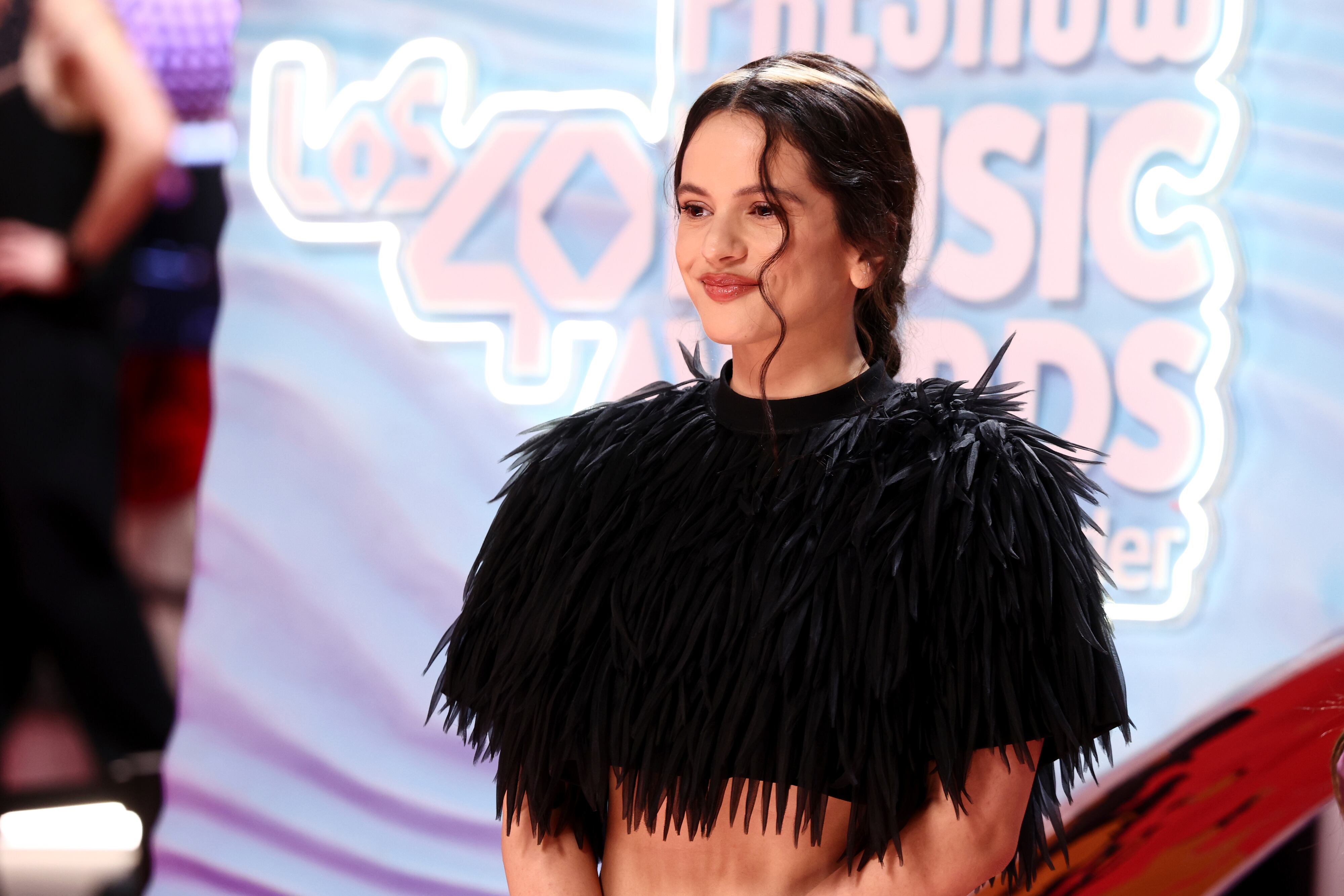Rosalia en el Preshow de Los40 Music Awards Santander 2025 en el Roig Arena de Valencia