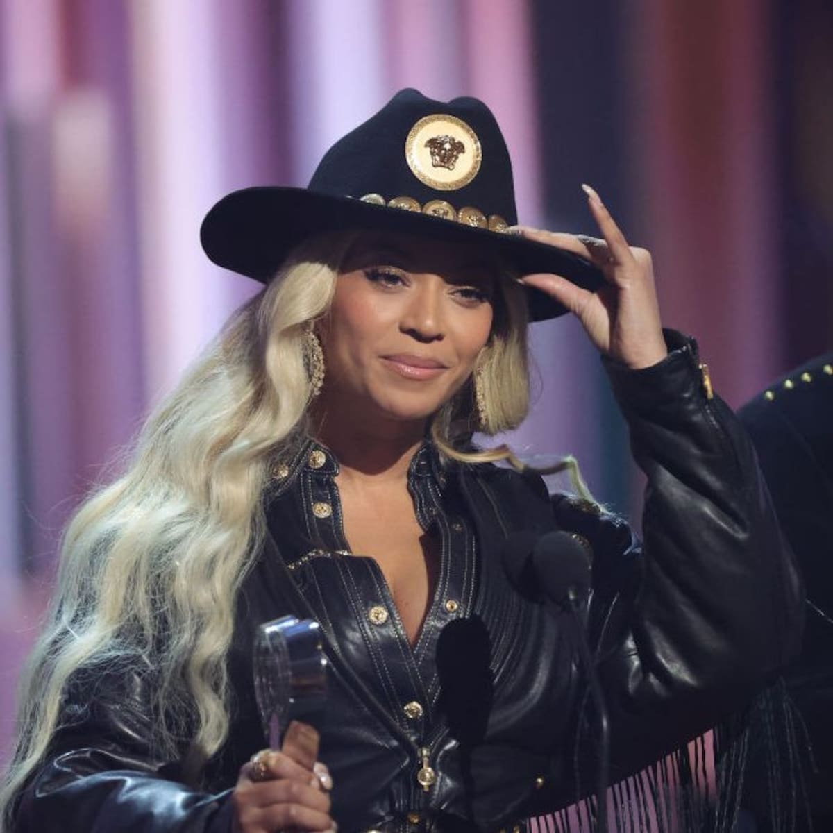 Beyonce Headlines NFL’s Christmas Day Halftime Show on Netflix