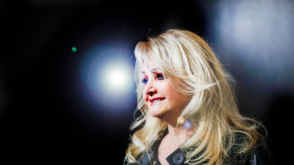El mensaje detrás de Total Eclipse of the Heart, la canción más legendaria de Bonnie Tyler