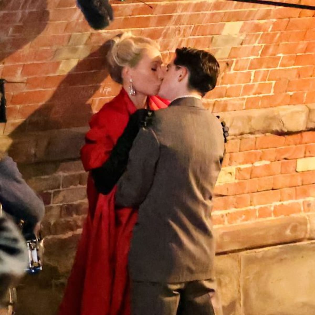 Gwyneth Paltrow Talks ‘A Lot of Sex Scenes’ with Timothée Chalamet in ‘Marty Supreme’