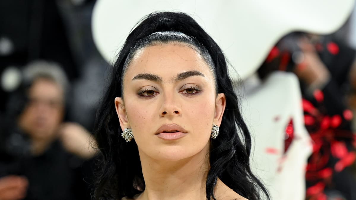 Esta es la fecha y significado del nuevo álbum de Charli XCX Music, Fashion, Film: todo lo que se sabe