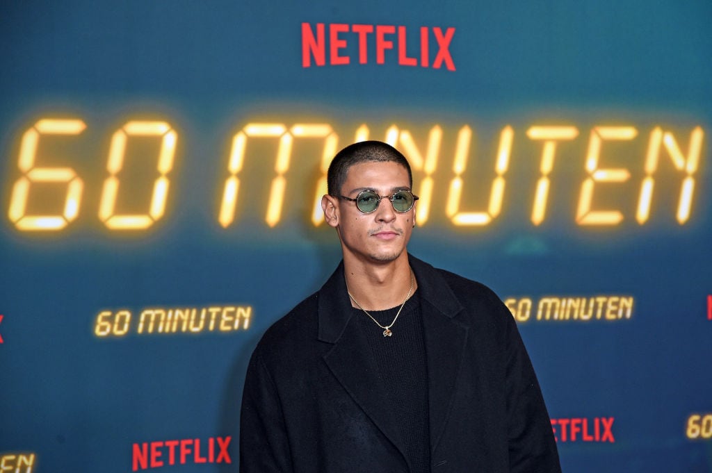 Emilio Sakraya Moutaoukkil attends the «60 Minuten» Netflix special screening at Kino in der Kulturbrauerei on January 17, 2024 in Berlin, Germany. (Tristar Media/Getty Images)