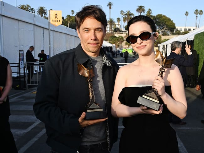 Sean Baker, winner of the Best Feature award for Anora, and Mikey Madison, winner of the Best Lead Performance award for Anora, attend the 2025 Film Independent Spirit Awards celebrated by Bulleit Frontier Whiskey on February 22, 2025 in Santa Monica, California. Michael Kovac/Getty Images for Bulleit Frontier Whiskey