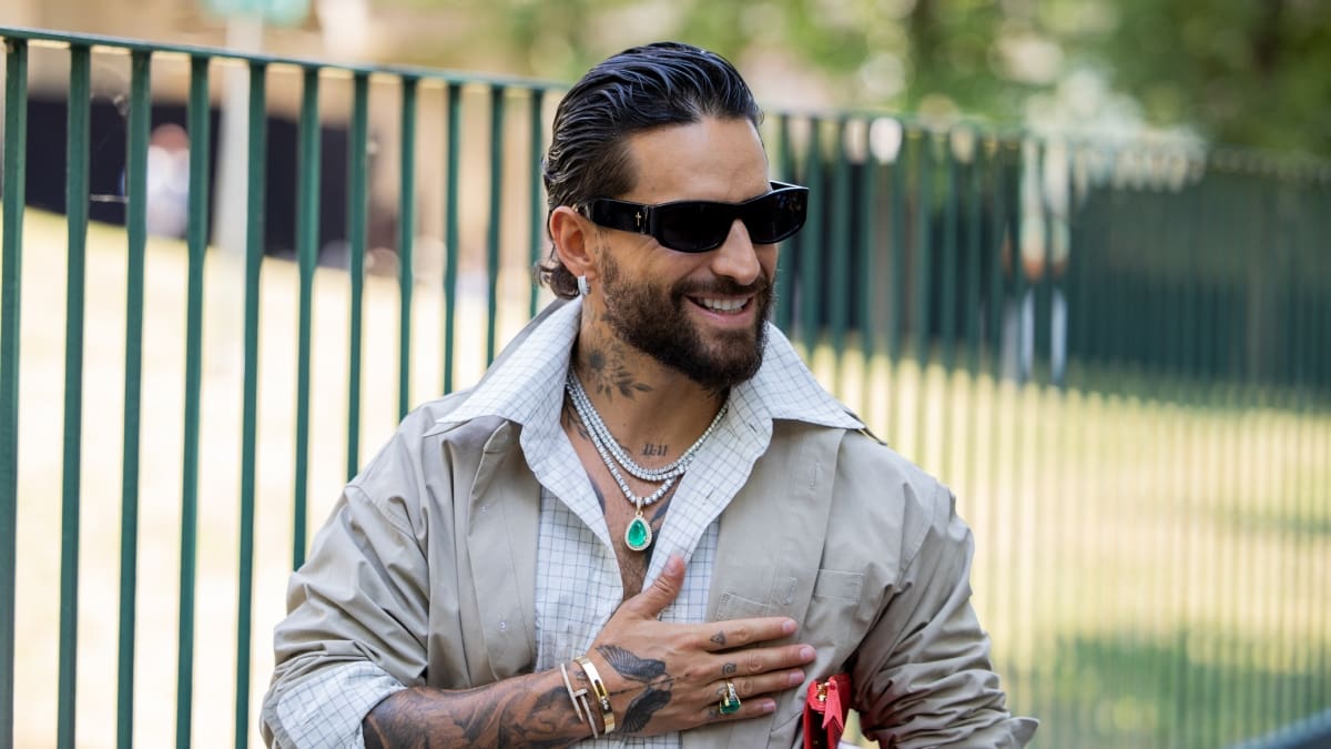 ¿De artista a maestro? Maluma sorprendió con clase de negocios a niños en 'Celebrity Substitute'