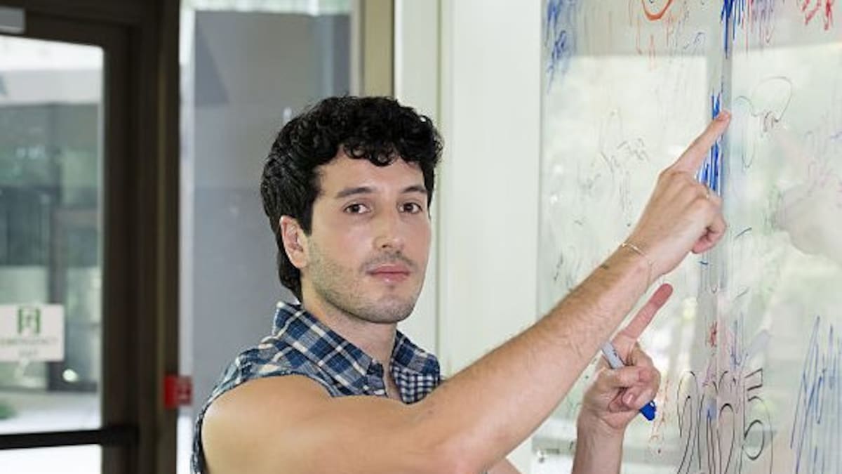 With ‘Amen,’ Sebastián Yatra Turns Music Into a Call for Change: English Lyrics