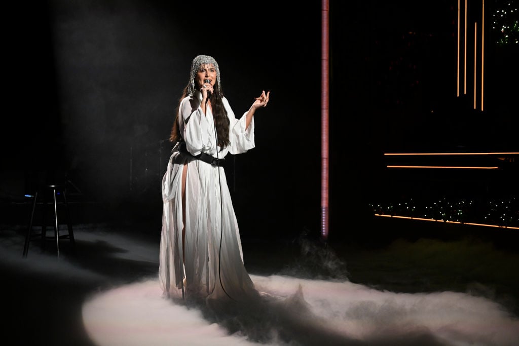 Musical guest Nathy Peluso performs at the Jimmy Fallon Show on Monday, December 2, 2024. Todd Owyoung/NBC via Getty Images