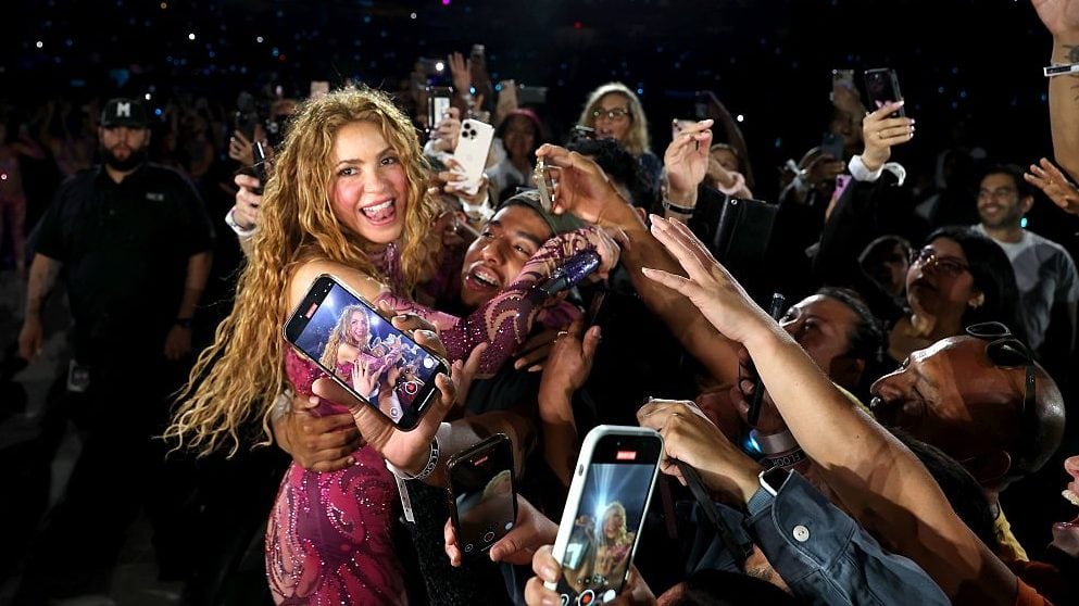 Shakira performs onstage during Shakira: Las Mujeres Ya No Lloran World Tour – Los Angeles at SoFi Stadium on August 04, 2025 in Inglewood, California. (Kevin Mazur/Getty Images)