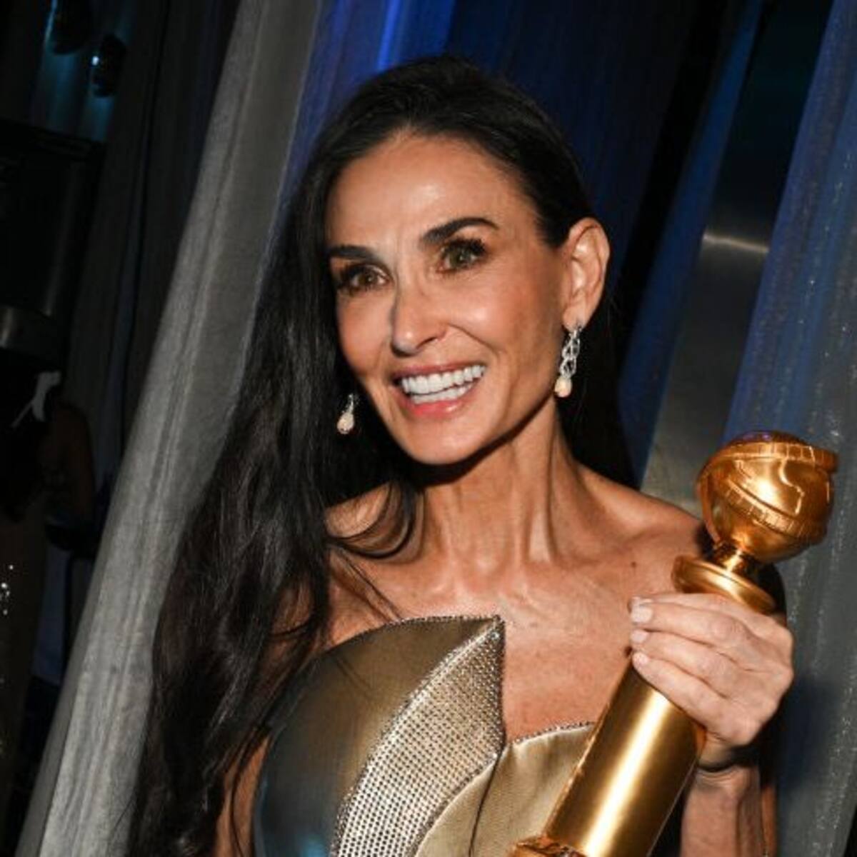Demi Moore Moves Audiences with Her Empowering Speech at the Golden Globes