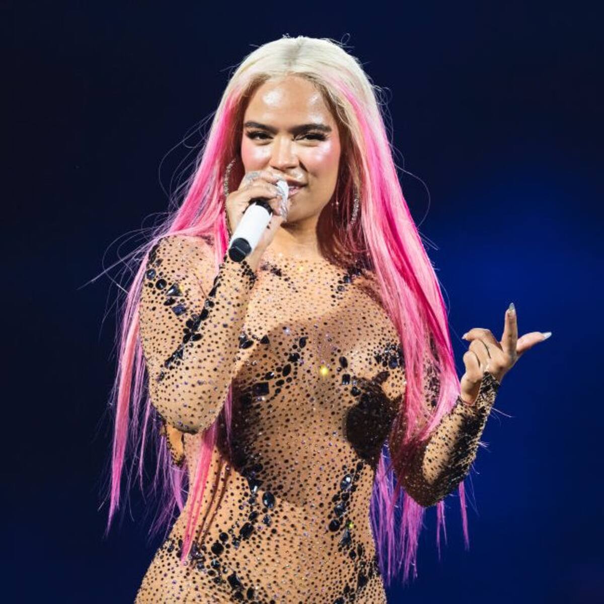 Karol G Returns to the Top Spot on LISTA LOS40 USA with ‘Si Antes Te Hubiera Conocido’