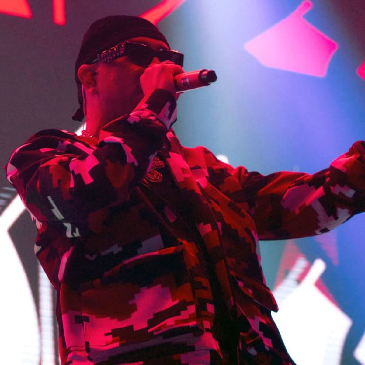 Ryan Castro Brings Ghetto Star Tour to the U.S.