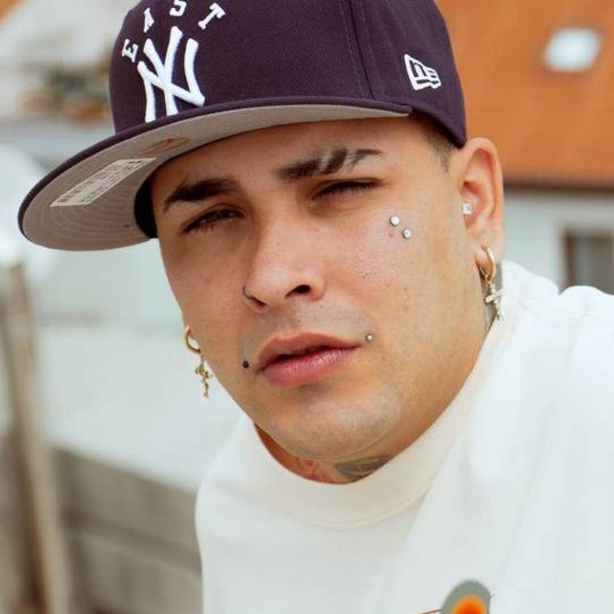 Argentine Urban Legend Callejero Fino Talks About Peso Pluma, Emilia & More