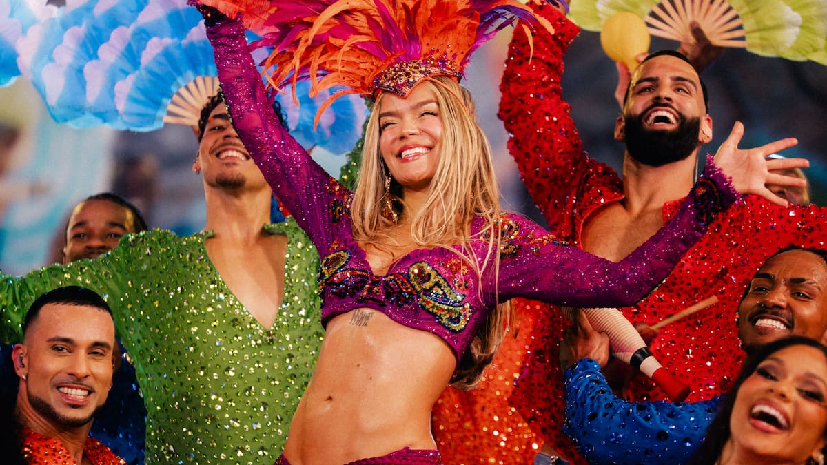 El significado y lyrics de Pineapple, el hit que Karol G vuelve a cantar en el Tropicoqueta Tour