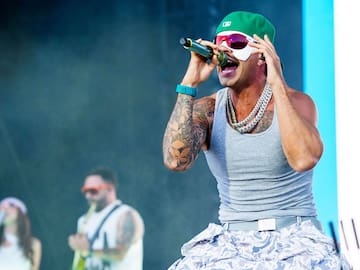 Feid muestra su lado más personal y creativo en nuevo documental: "me siento repitiendo una historia"