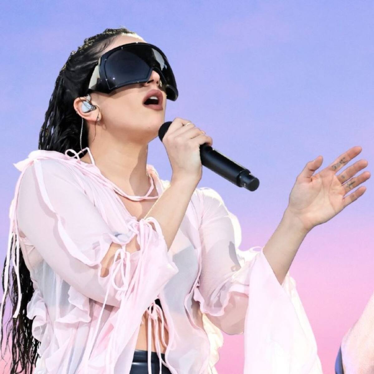 Rosalía and Enrique Iglesias: From ‘Héroes’ to Gods