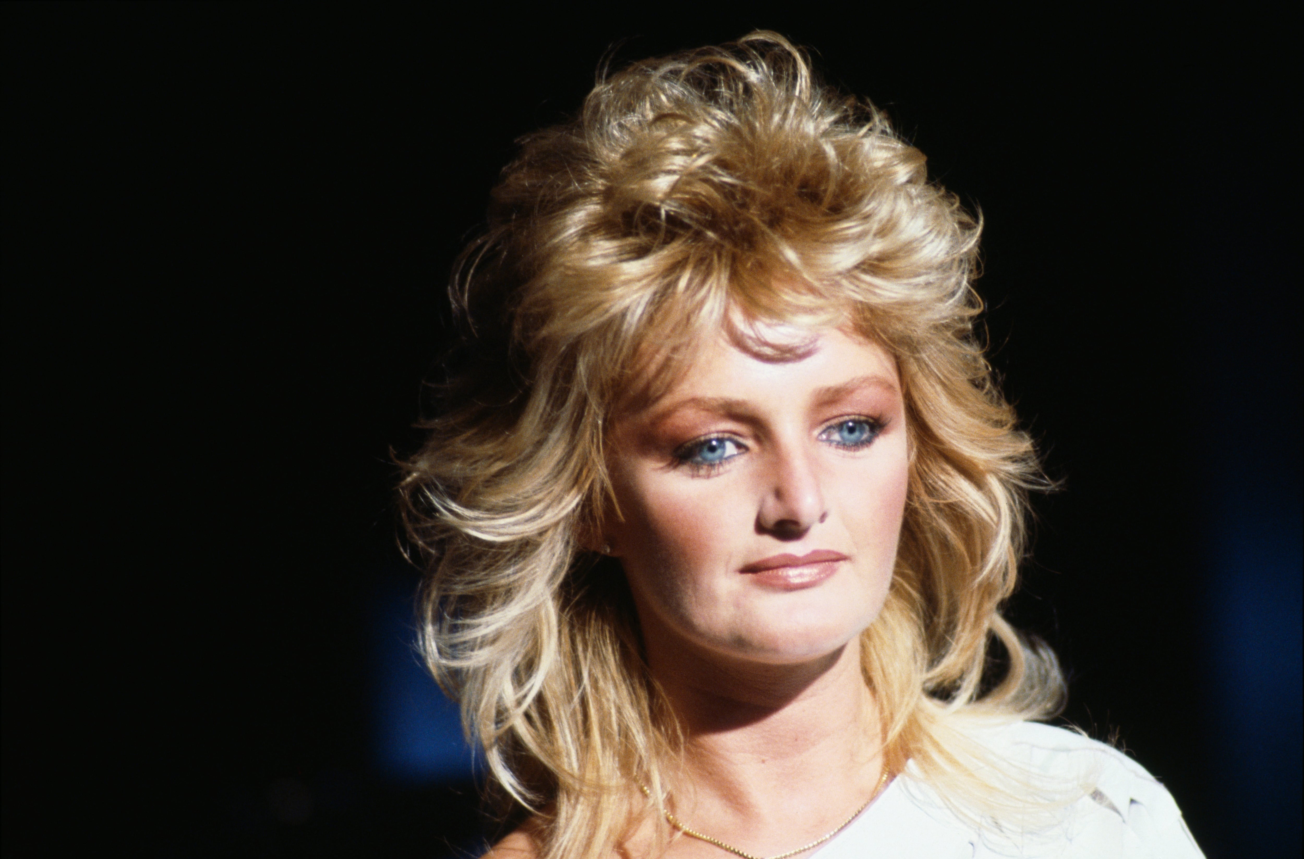 Bonnie Tyler, cantante británica, durante un concierto en directo en el Festival de Rock de Montreux, en Montreux (Suiza), en 1984.