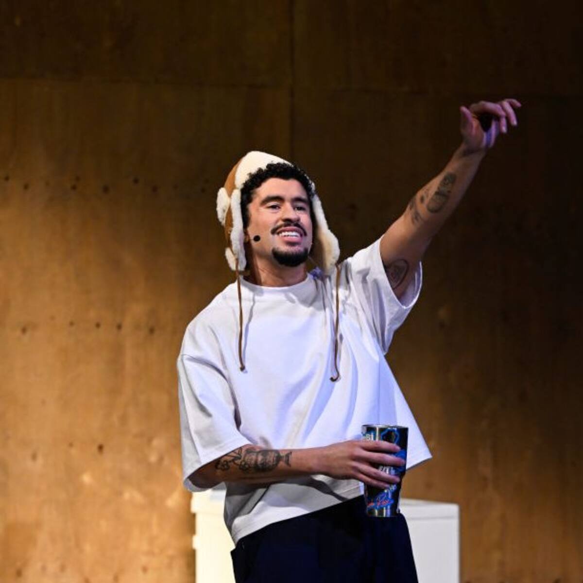 Bad Bunny’s Nude Mirror Selfie Drives Fans Crazy