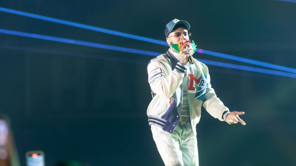 Anuel AA performs during Romeo Santos «Formula Vol 3» tour at loanDepot park on June 16, 2023 in Miami, Florida. John Parra/WireImage