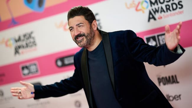 Tony Aguilar asiste a la alfombra roja de LOS40 Music Awards Santander 2024 en el Museo Marítim el 8 de octubre de 2024 en Barcelona, España. Carlos Álvarez/Getty Images