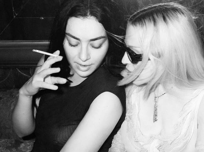 Madonna y Charli XCX, juntas en 'Danceteria (Afterhours)'. (Foto cedida por Warner Music)