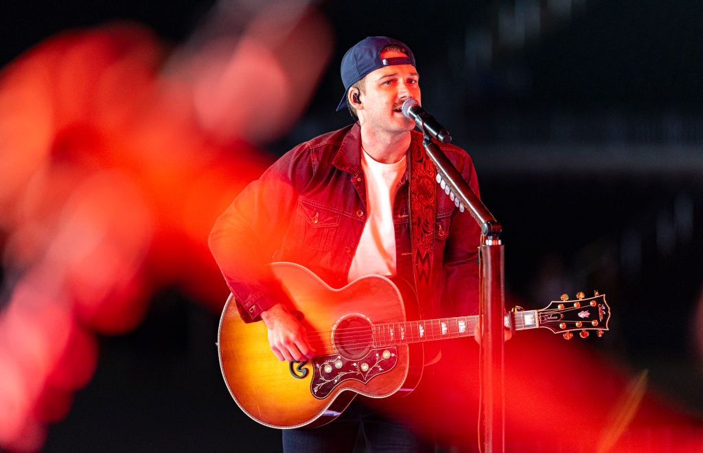 Morgan Wallen performs the song «’98 Braves» at the 2023 Billboard Music Awards at Truist Park in Atlanta, Georgia. The show airs on November 19, 2023 on BBMAs.watch. (Photo by Christopher Polk/Penske Media via Getty Images)