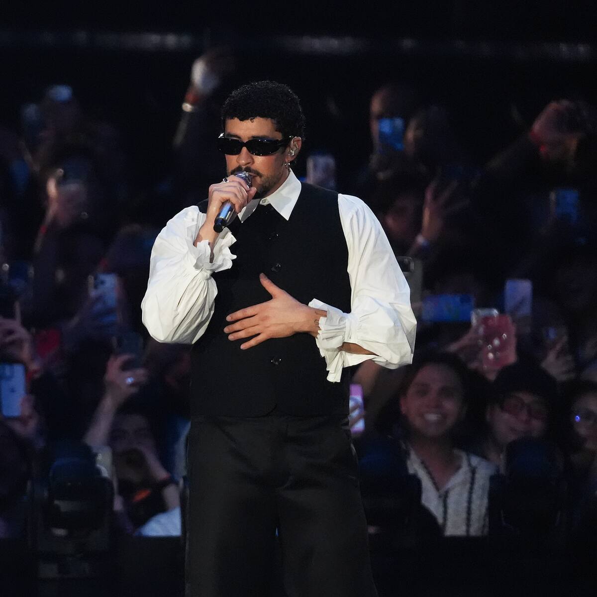 Bad Bunny estrenará en Spotify su película 'Billions Club Live': fue grabada en Tokio