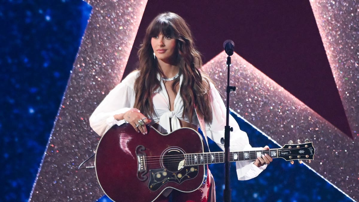 Quién es Ella Langley, la estrella country que está batiendo a Taylor Swift en listas con Choosin' Texas