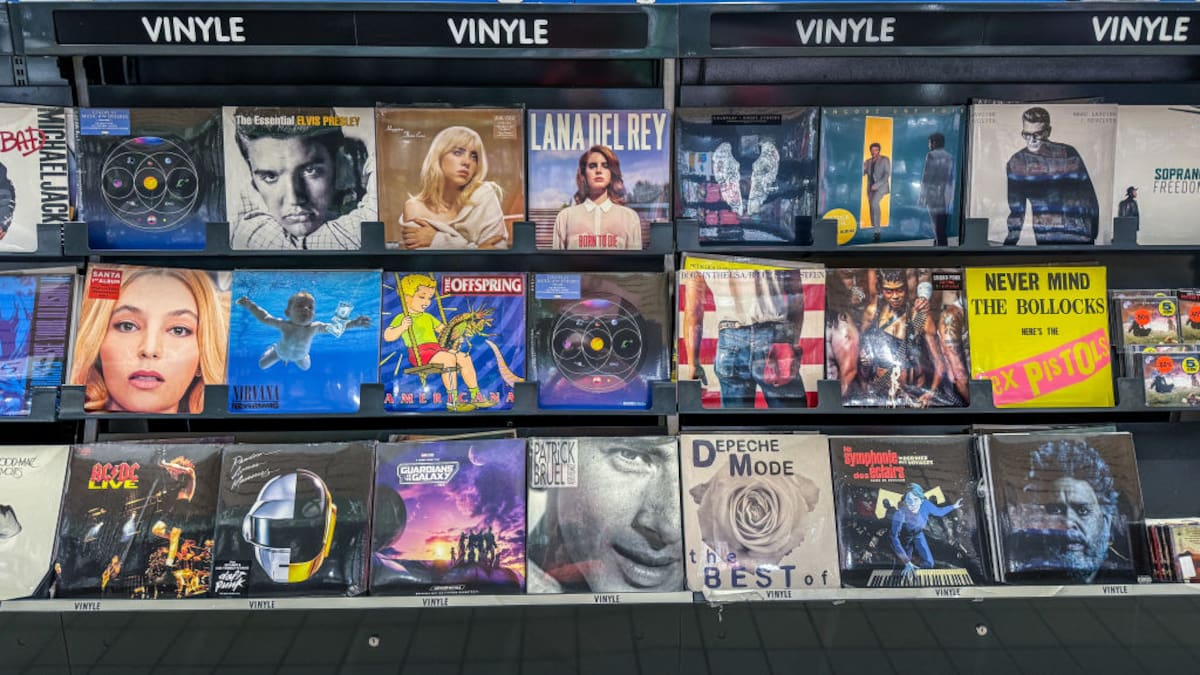 ¿Qué son las listening parties y por qué se han vuelto tendencia en la industria musical?