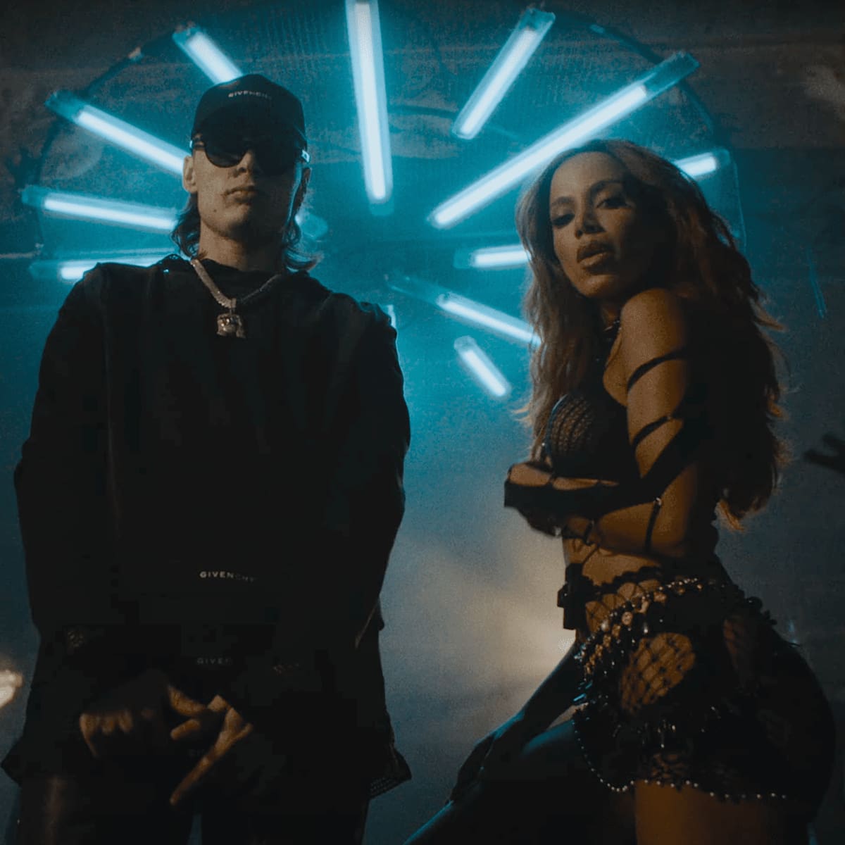 ‘Bellakeo’ Hits #1 on Lista LOS40 USA