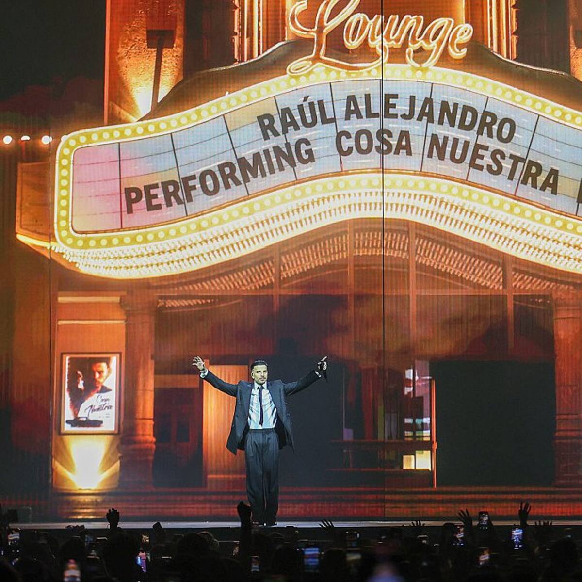 Rauw Alejandro Kicks Off the ‘Cosa Nuestra Tour’ in the United States: Dates, Buy Tickets, Venues..