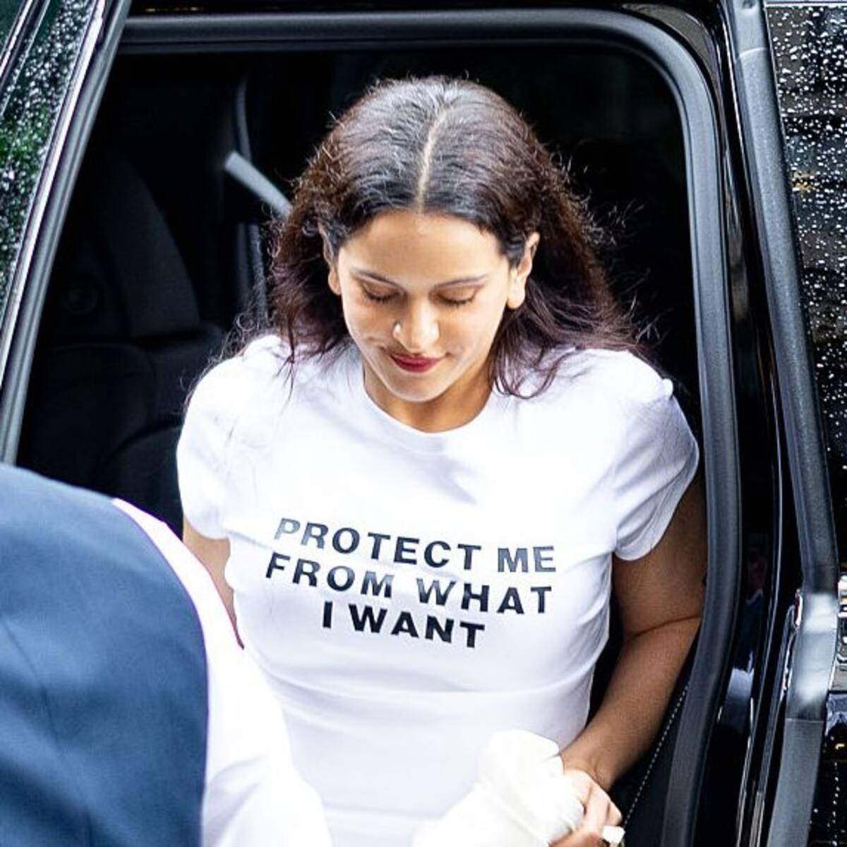 Rosalía’s Inner Circle Sends Message Hinting at Imminent Album and Tour Release