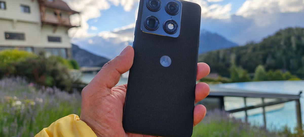 Motorola Signature